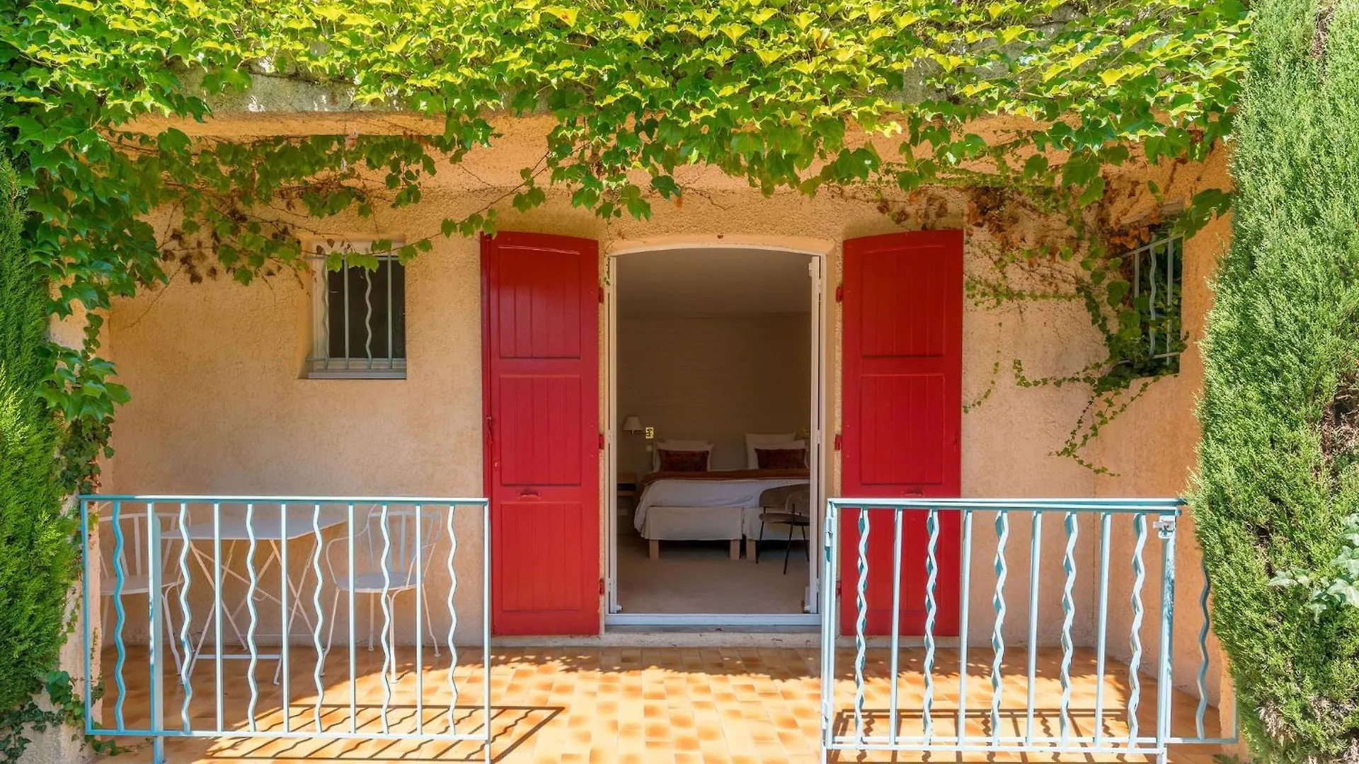 Hotel Le Mas de La Crémaillère Gréoux-les-Bains 4*,  Francia