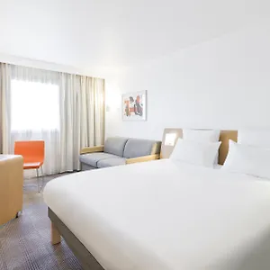 Novotel Centre Gare Montparnasse 4* París